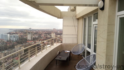 Балкон в Аркадии &mdash; 