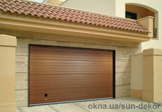 Секционные ворота