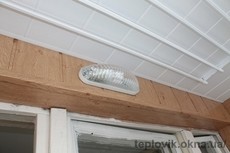 Обшивка балкона пластиковой вагонкой