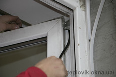 Замена уплотнителя на пластиковых окнах в Киеве