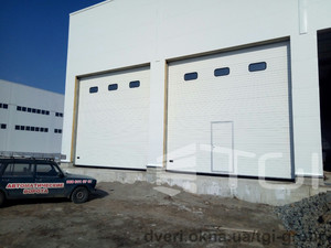 Промышленные ворота: секционные, рулонные, скоростные эластичные &mdash; 