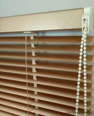 жалюзи горизонтальные Magnus 16мм белые