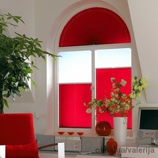 Шторы-плиссе - стильный и практичный оконный декор.