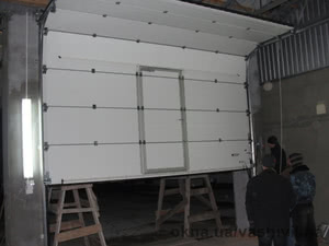 Секционные ворота &mdash; 