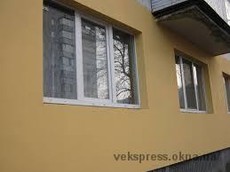 Тристулкове вікно в зал