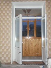 Вихід на балкон у 