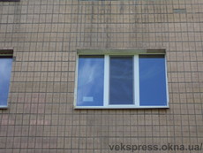 Тепле вікно в зал