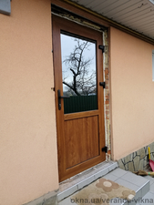 Двери  входные металопластиковые золотой дуб &mdash; 