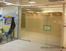 Профиль для стеклянных перегородок