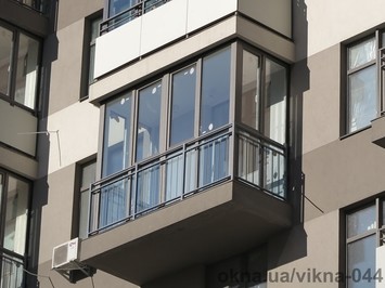 заскління балкону
