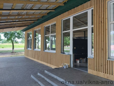 ТОВ "Вікна Анро"