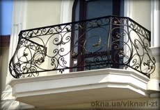 Кованая решетка для фасада