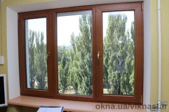 3-х секційне вікно з двома стулками в кольорі «Золотий дуб» &mdash; Вікна-Стар, ТМ