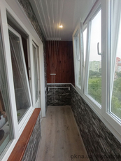 Обшивка балкона в середині та зовні