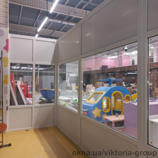 Металлопластиковые перегородки с дверью &mdash; Viktoria-Group plus