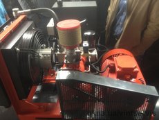 Новый винтовой компрессор 1 м3/мин