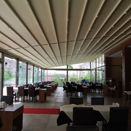 Пергола с автоматической сдвижной  крышей