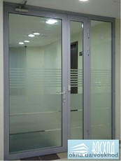 Алюминиевые двери