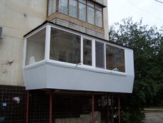 Уютный балкон.