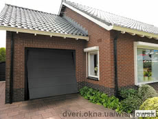 Подъемно-поворотные ворота