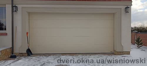 Установка супер тёплых ворот UniTherm WISNIOWSKI &mdash; 