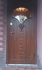 Двери входные.