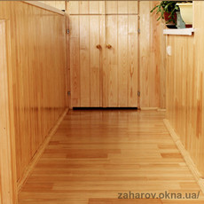 Балконы / Обшивка деревяной вагонкой.