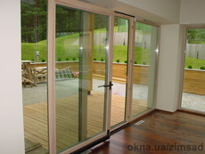 Раздвижные двери - выход на террасу