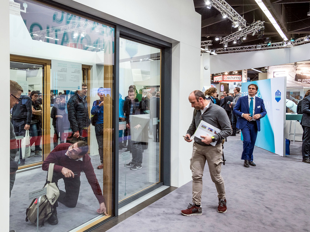 Революційна розсувна система MACO