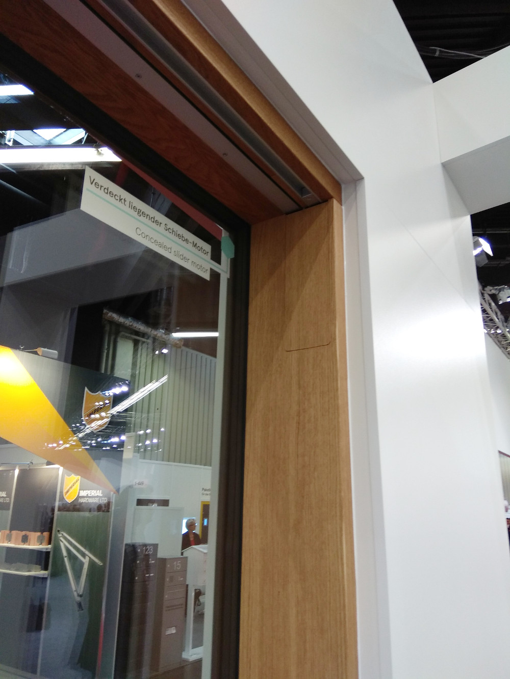 Прихований електропривод