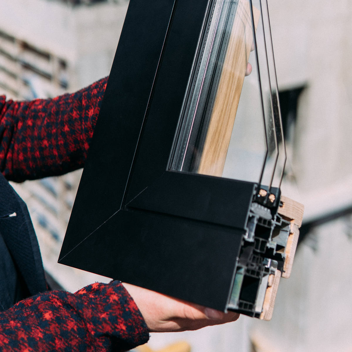 Зразок алюмо-дерев'яного вікна