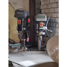 Продам свердлильний верстат Hitachi