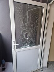 Продаю бу вікна та двері після прильоту