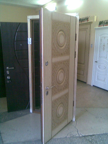 Дверь входная в квартиру металлическая с мдф накладками и патиной по акционной цене 3300 грн