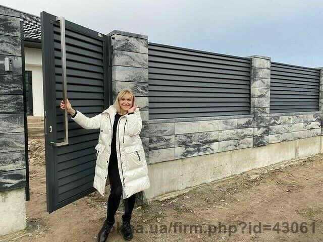 Изготовлено забор из блоков в стиле Лофт, забор Ранчо, забор Жалюзи