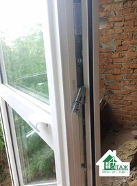 Вікна Rehau тепер зі склопакетами Glas Troesch
