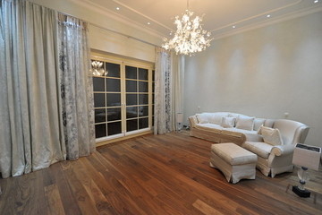 Деревянные окна Амтек из массива ореха