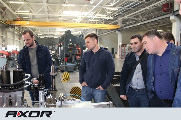 Завод AXOR відвідали партнери з Казахстану