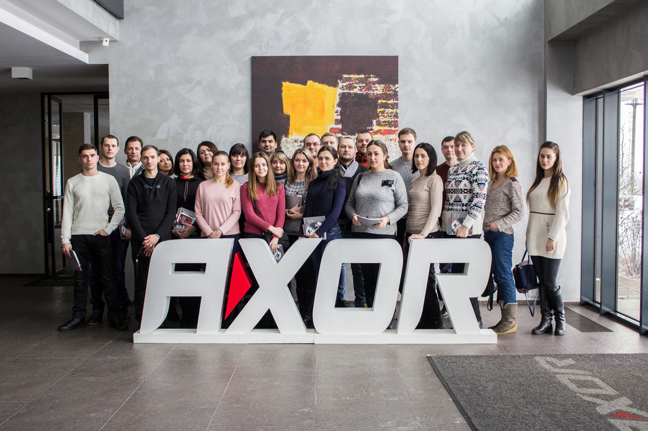 AXOR и Steko: развитие команд – это непрерывное движение вперед AXOR и Steko: развитие команд – это непрерывное движение вперед