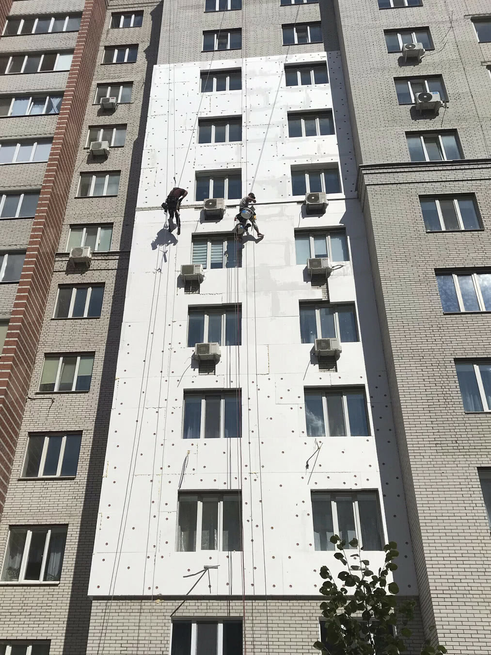В Киеве и Киевской области начинается сезон утепления фасадов