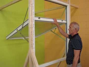 Новые дерево-алюминиевые окна: Fenestra SWING