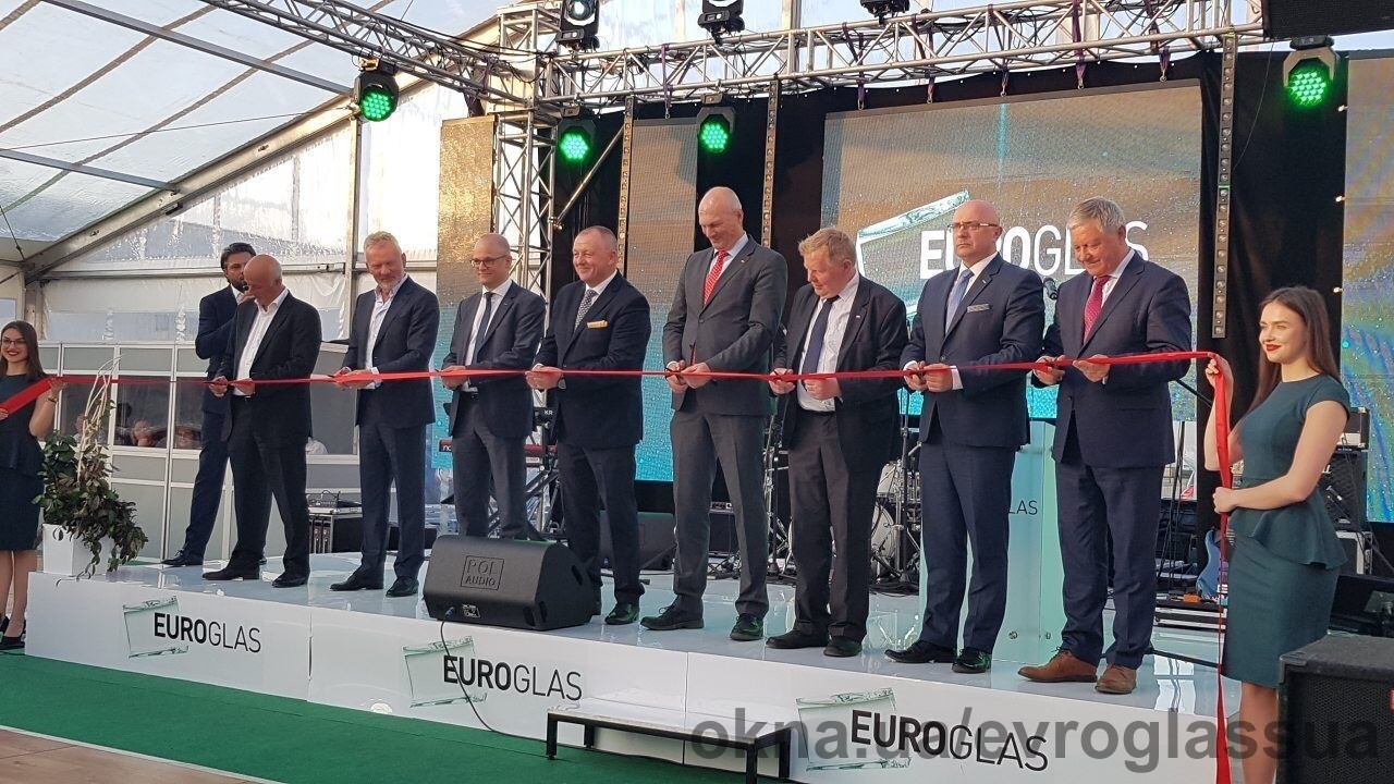 Евроглас (Euroglas) открыла вторую линию производства стекла в Польше