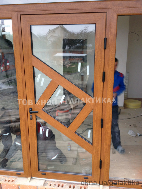 Дверь с косыми импостами