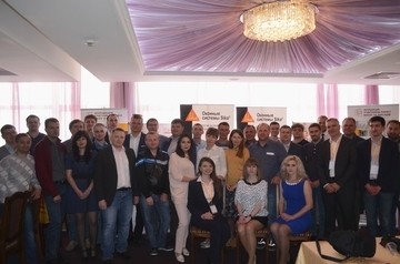 Компания Канталь провела конференцию на тему: "Окна с вклеенными стеклопакетами"
