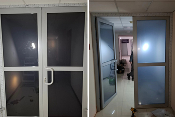 Конструкт-Ал виготовив та встановив алюмінієві двері зі Framex для інтер’єрів