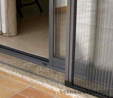 Появилась раздвижная москитная сетка-плиссе