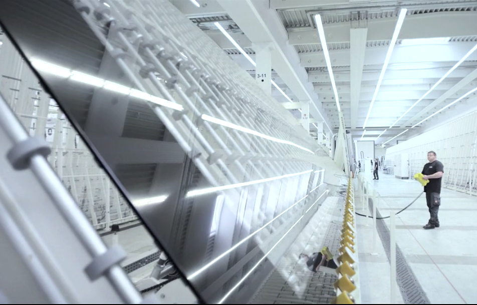 Sedak заявил о старте производства крупнейшего в мире стекла размером 3,51 м x 20 м