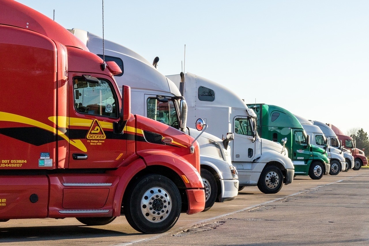 Еврокомиссия упростила грузовые перевозки — 15 минут на пересечение границы