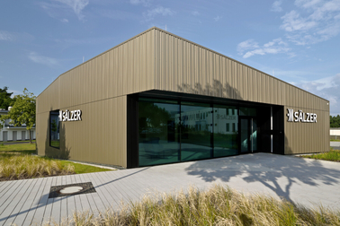 Expert from Schüco showcased the possibilities of secure transparent constructions in the new centre