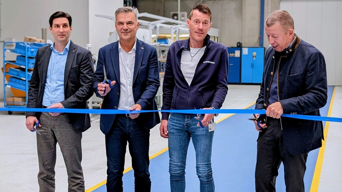 Siegenia відкриває новий цех у Німеччині та посилює напрям розсувних конструкцій